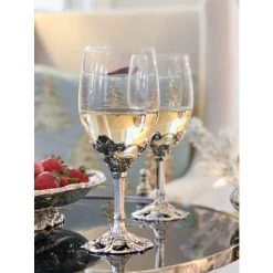Arthur Court Designs Fleur-De-Lis Wine Glasses Barware
